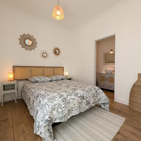 La Dame De Pierres - Maison Bourgeoise - 5 Suites Avec Salle De Bain Privative - Charme & Confort - 40 Min Puydufou * La Foret-sur-Sevre