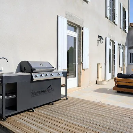 Holiday home La Dame De Pierres - Maison Bourgeoise - 5 Suites Avec Salle De Bain Privative - Charme & Confort - 40 Min Puydufou *