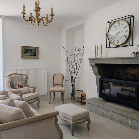 La Dame De Pierres - Maison Bourgeoise - 5 Suites Avec Salle De Bain Privative - Charme & Confort - 40 Min Puydufou *