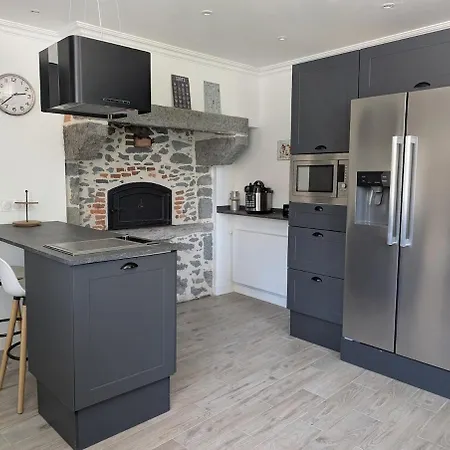 Holiday home La Dame De Pierres - Maison Bourgeoise - 5 Suites Avec Salle De Bain Privative - Charme & Confort - 40 Min Puydufou