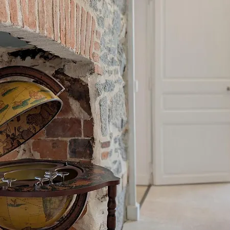 La Dame De Pierres - Maison Bourgeoise - 5 Suites Avec Salle De Bain Privative - Charme & Confort - 40 Min Puydufou *