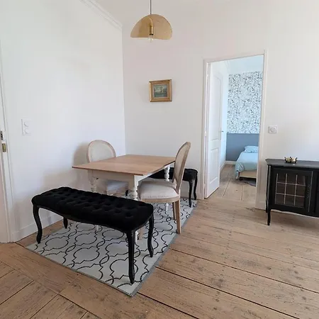 La Dame De Pierres - Maison Bourgeoise - 5 Suites Avec Salle De Bain Privative - Charme & Confort - 40 Min Puydufou Holiday home *