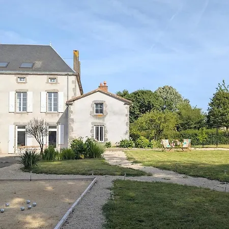 La Dame De Pierres - Maison Bourgeoise - 5 Suites Avec Salle De Bain Privative - Charme & Confort - 40 Min Puydufou *
